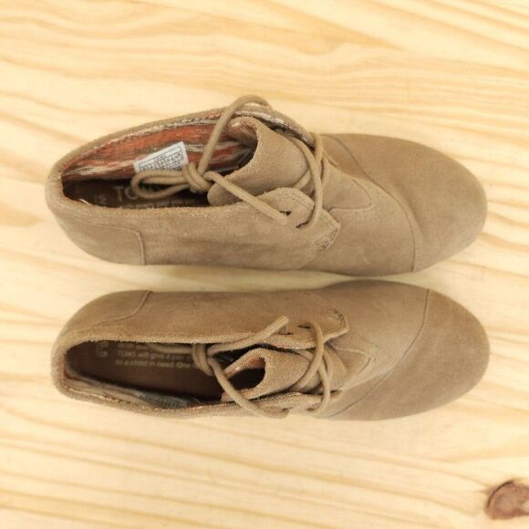 Toms Women's Wedge Booties Sz 6.5 Tan Suede Lace Up Boho Chic Ankle Boots Casual - Picture 3 of 10